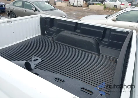 1998 Dodge Ram 1500 z USA, uszkodzony, nr VIN 1B7HC16X5WS688143